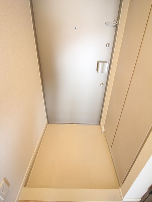 物件内観写真20　(玄関)