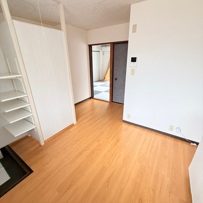 物件内観写真21　(居室)