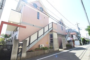 ピアレジ青山３外観写真