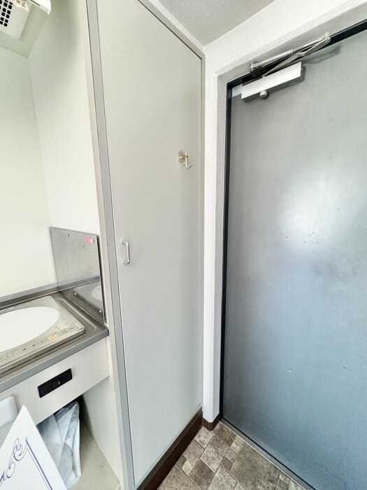 物件内観写真15　(靴箱)