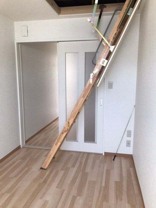 物件内観写真11　(収納)