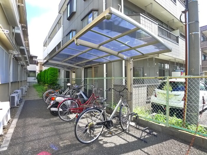 物件外観写真3　(駐輪場)