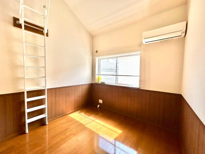 物件内観写真7　(居室)