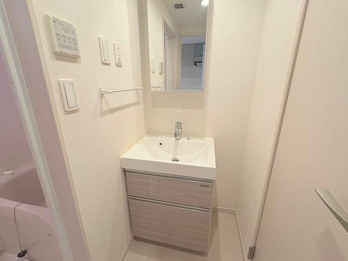 物件内観写真10　(洗面)