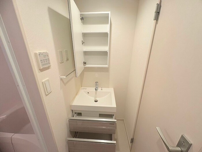 物件内観写真21　(洗面)