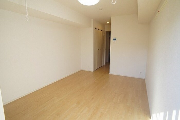 物件内観写真4　(居室)