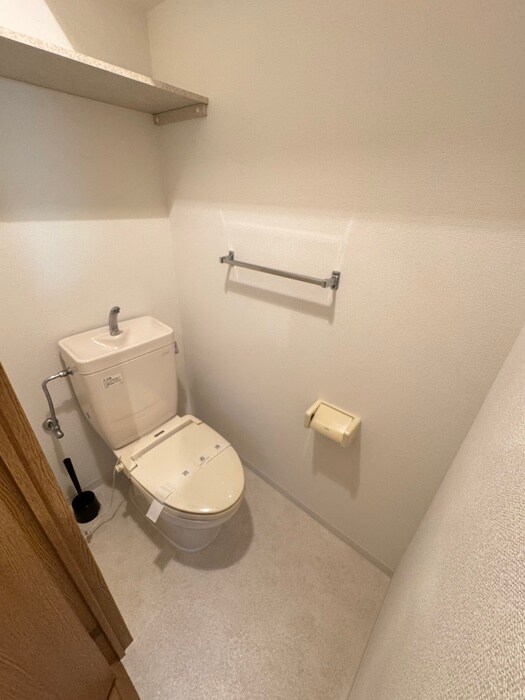物件内観写真13　(トイレ)