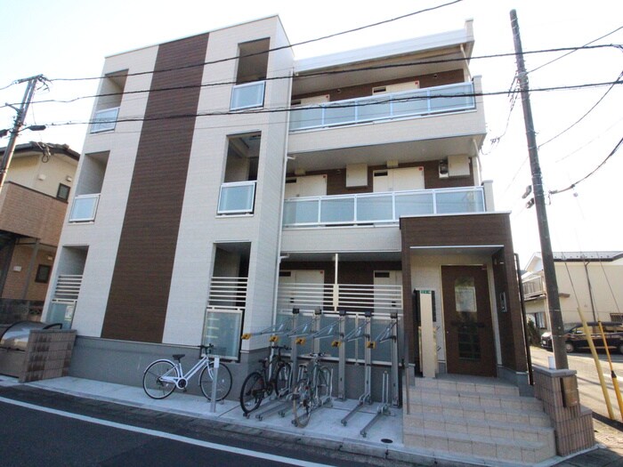 物件外観写真2　(外観写真)