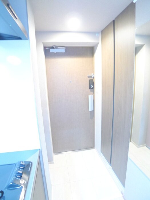 物件内観写真9　(玄関)