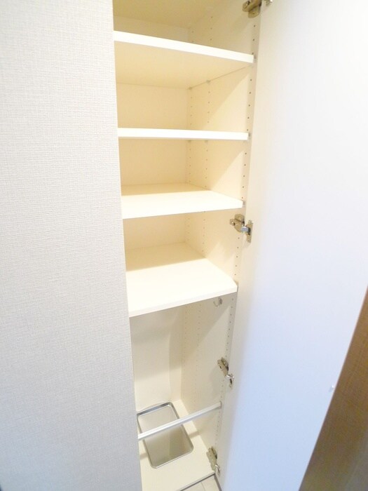 物件内観写真10　(靴箱)