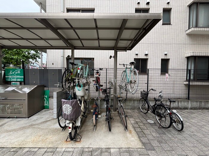 物件外観写真5　(駐輪場)