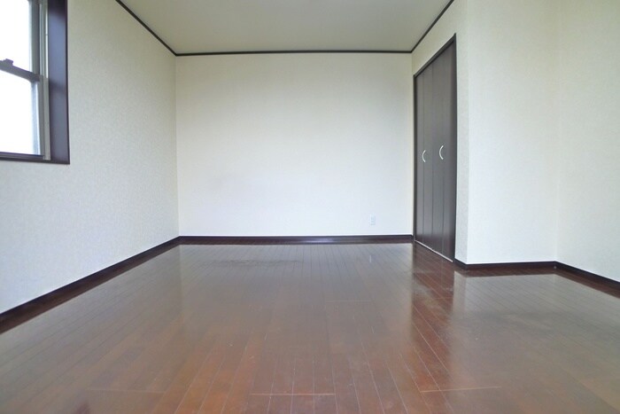 物件内観写真10　(居室)