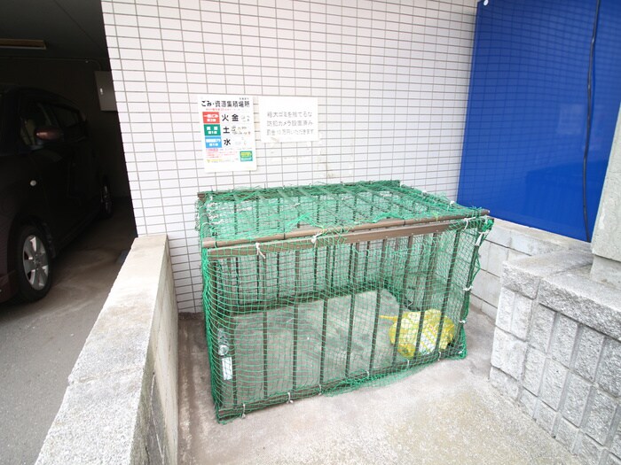 物件外観写真6　(建物設備)