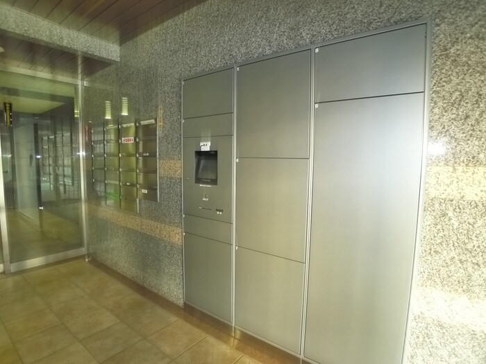 物件外観写真4　(建物設備)