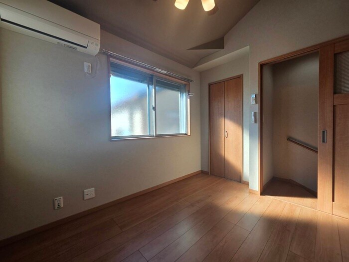 物件内観写真8　(居室)