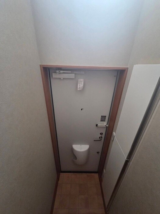 物件内観写真17　(玄関)