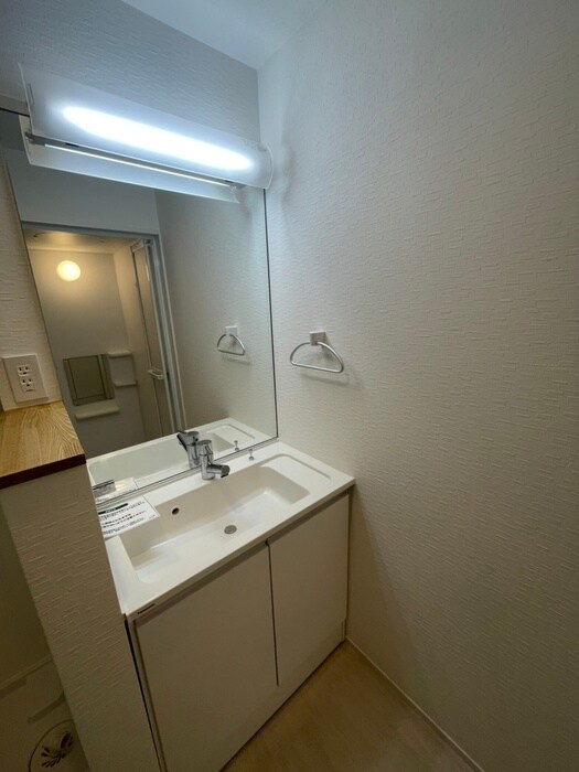 物件内観写真12　(洗面)