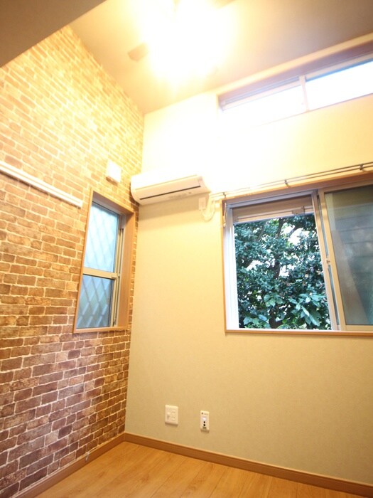 物件内観写真6　(居室)