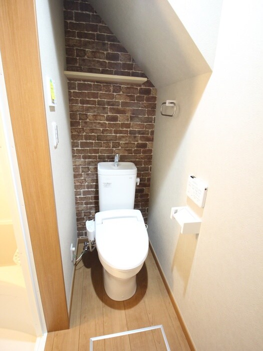 物件内観写真13　(トイレ)