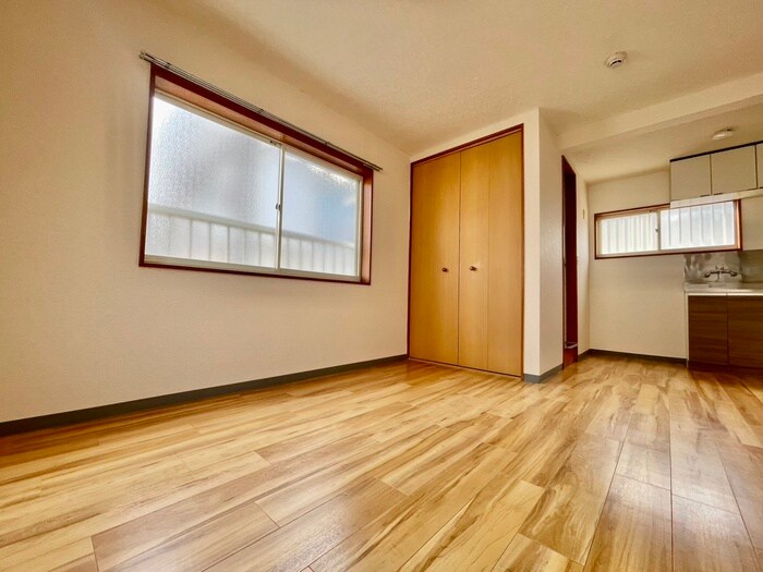 物件内観写真8　(居室)