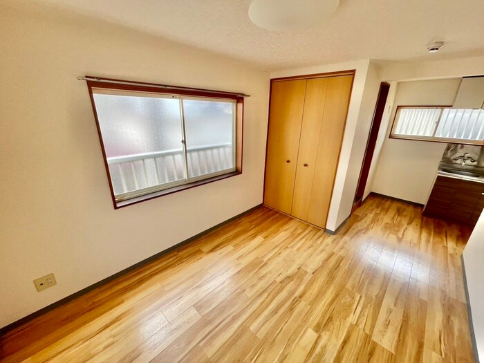 物件内観写真18　(居室)