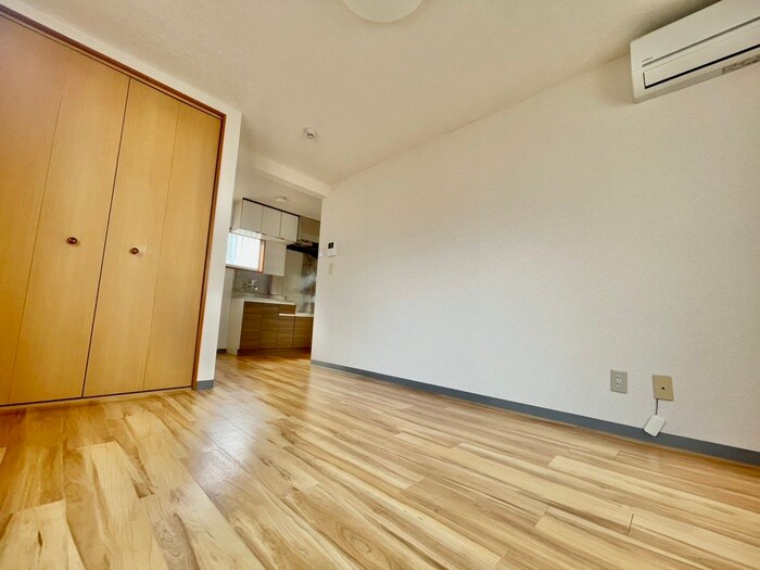 物件内観写真19　(居室)