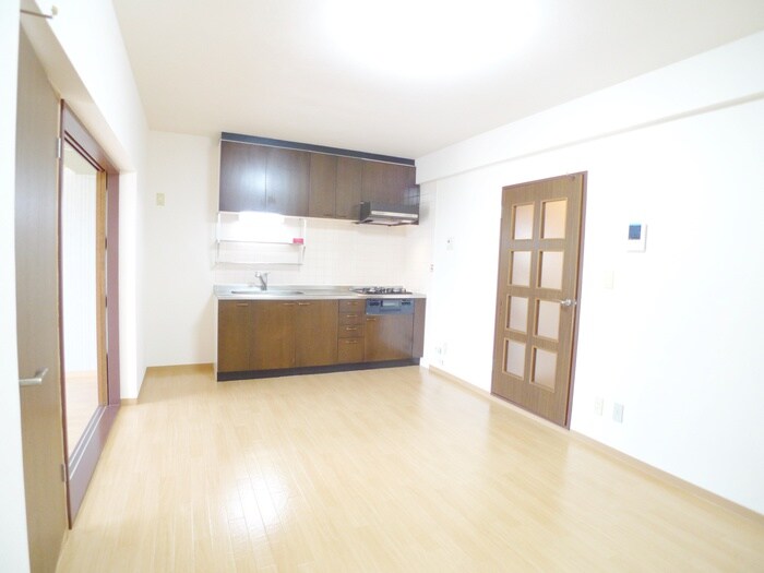 物件内観写真4　(居室)