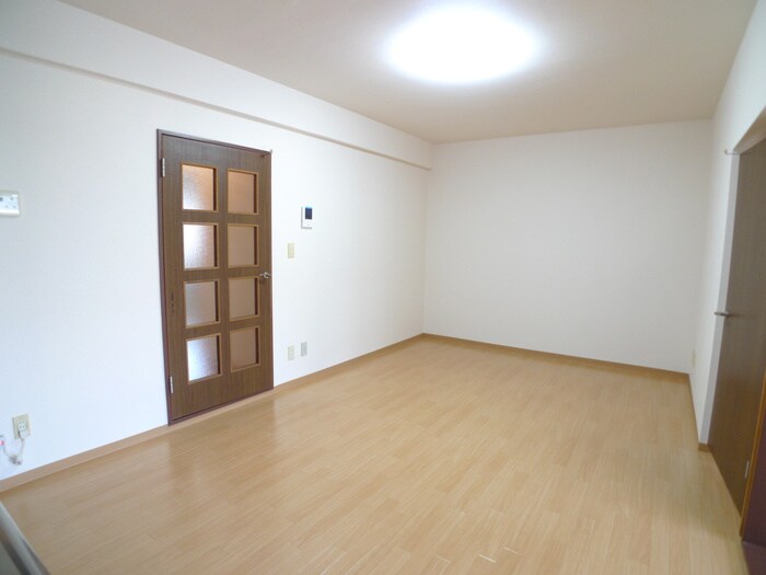 物件内観写真14　(居室)