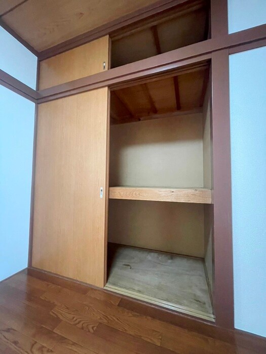 物件内観写真12　(収納)