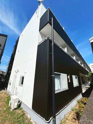 イセハンアパ－トメント外観写真