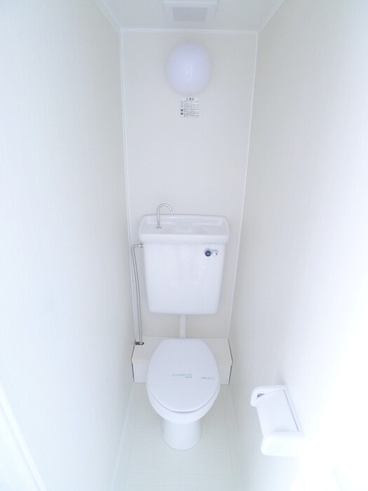 物件内観写真15　(トイレ)