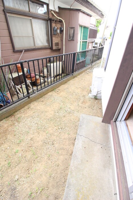 物件内観写真4　(ベランダ・バルコニー)