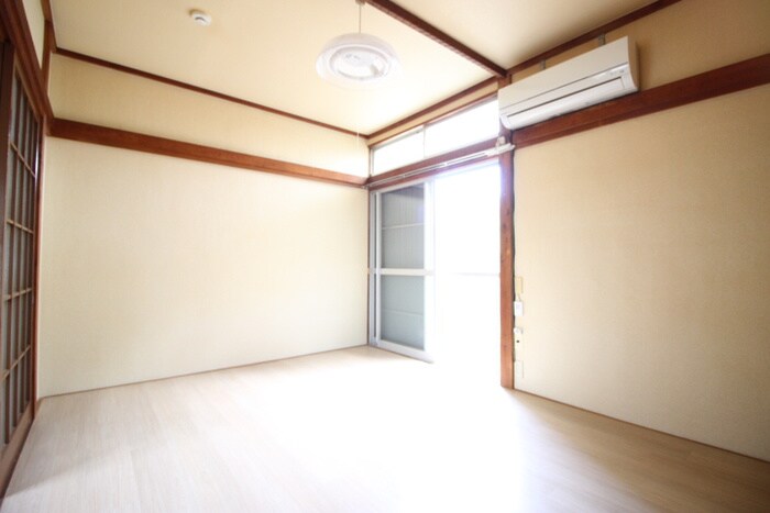 物件内観写真6　(居室)