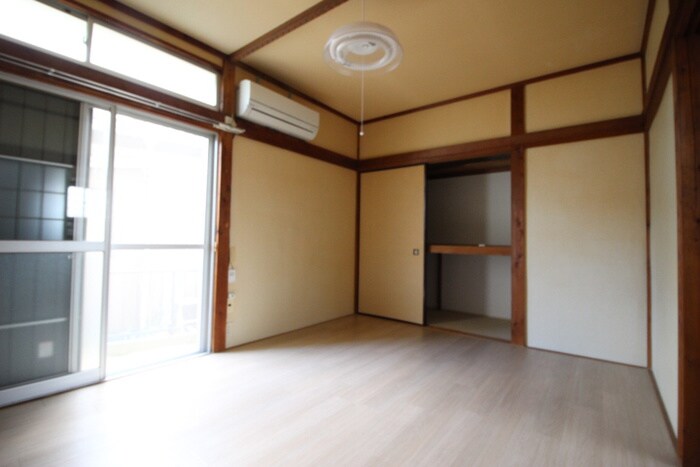 物件内観写真7　(居室)