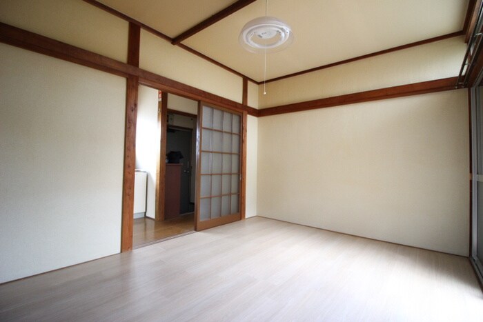 物件内観写真8　(居室)