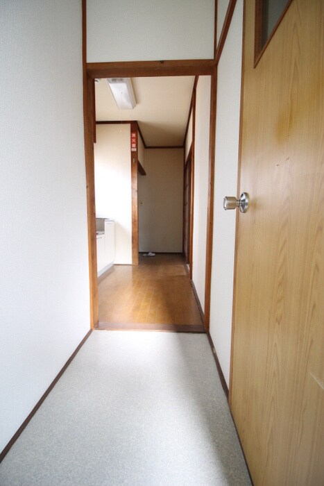物件内観写真15　(廊下)