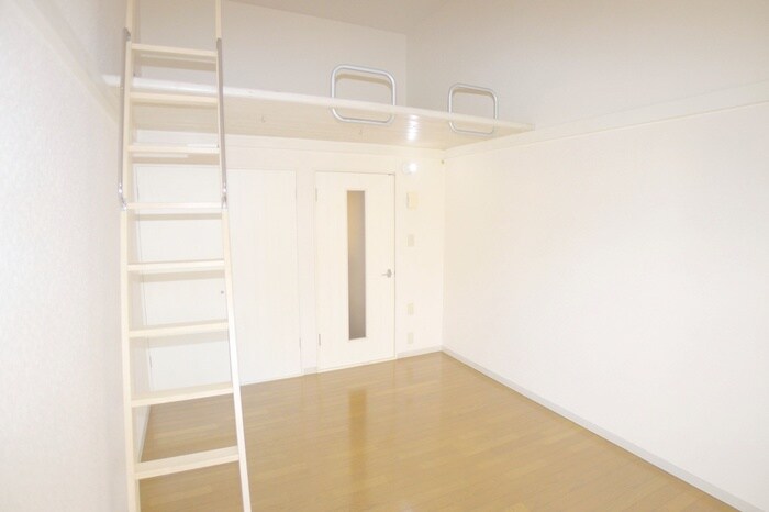 物件内観写真9　(居室)