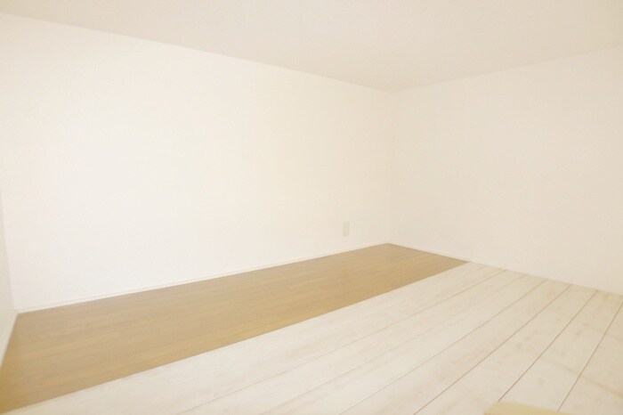 物件内観写真14　(ロフト)