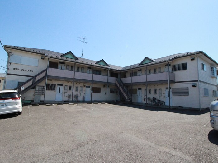 物件外観写真3　(駐車場)