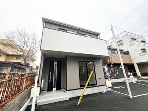 ｸﾚｲﾄﾞﾙｶﾞｰﾃﾞﾝ川口市峯第11 1号棟外観写真