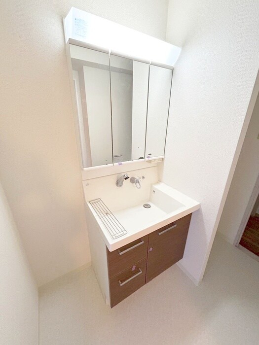 物件内観写真13　(洗面)