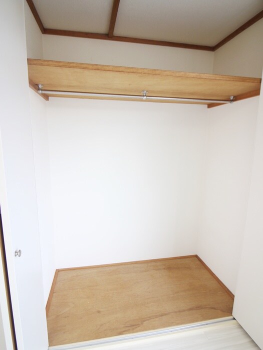物件内観写真11　(収納)