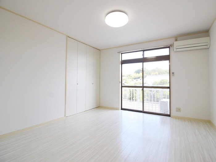 物件内観写真15　(居室)