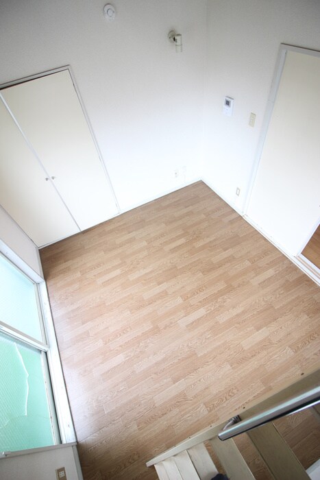 物件内観写真9　(居室)