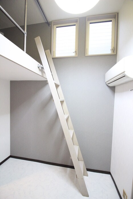 物件内観写真9　(居室)