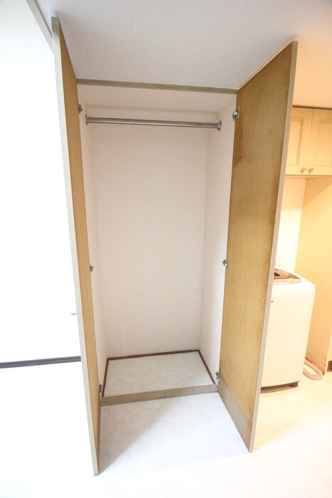 物件内観写真10　(収納)