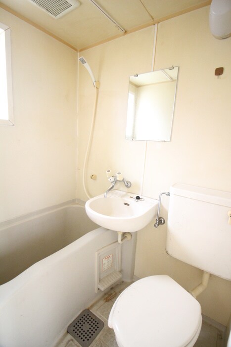 物件内観写真10　(バス／シャワールーム等)