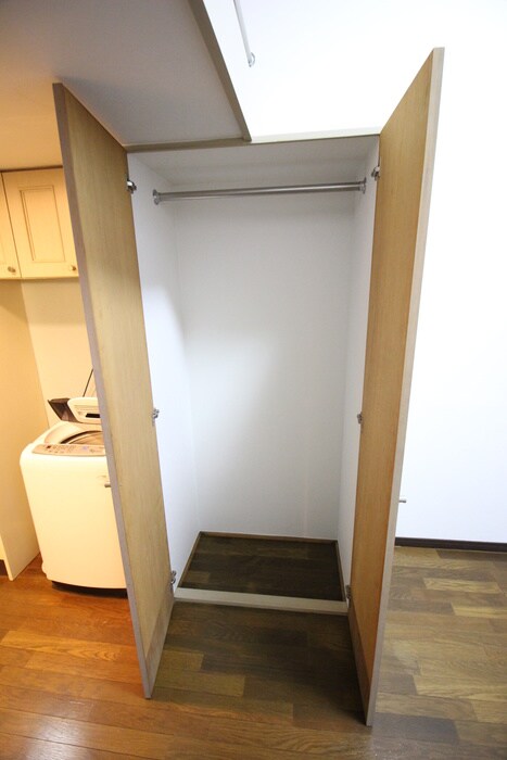 物件内観写真11　(収納)