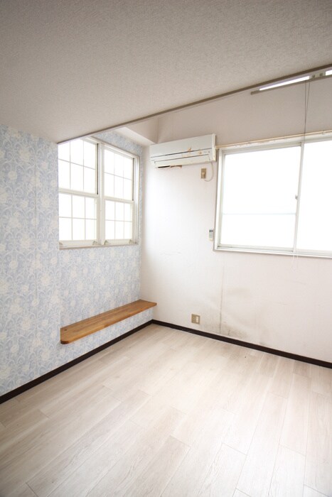 物件内観写真18　(居室)