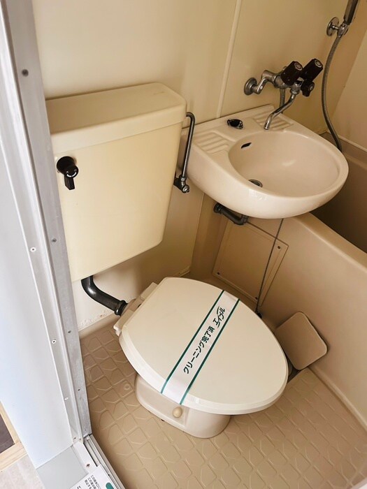 物件内観写真17　(トイレ)